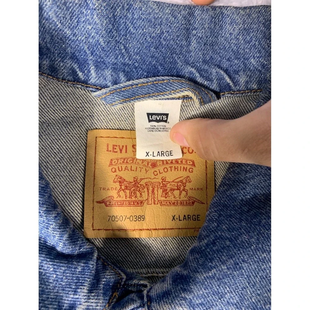 Vintage 90s Levi's Mens XL Blue Denim Trucker Jacket Adjustable Waist Tabs